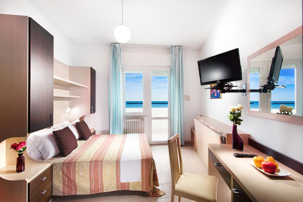 Hotel Asiago Beach Lido Di Savio Camera foto